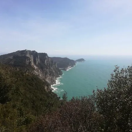 Agaveblu Near Portovenere